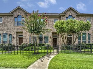 2739 Windy Thicket Ln, Houston, TX 77082