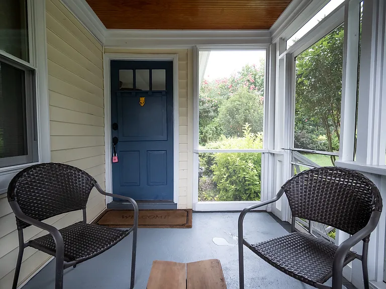 420 Clover St — Photo 5