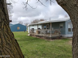 500 Maple St, Henry, SD 57243