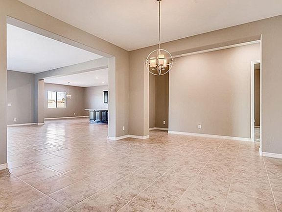 5th image of 10124 Mountain Foothills Ave