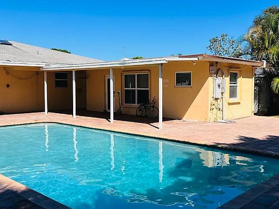 Pool retreats