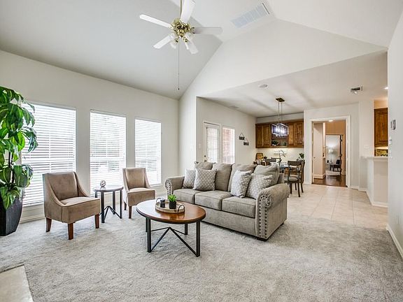 2nd image of 4305 Woodland Meadows Ter
