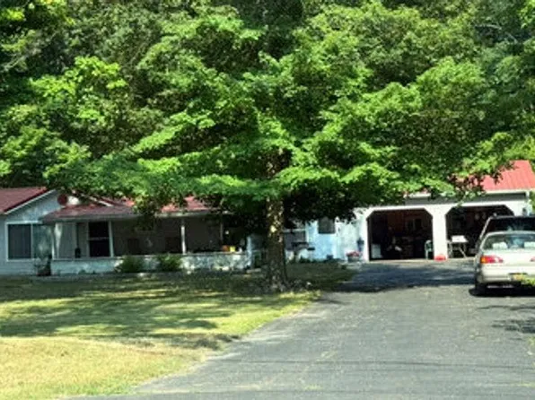 54269 Wilbur Rd, Three Rivers, MI 49093