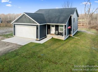 481 Wainwright Rd, Kent City, MI 49330