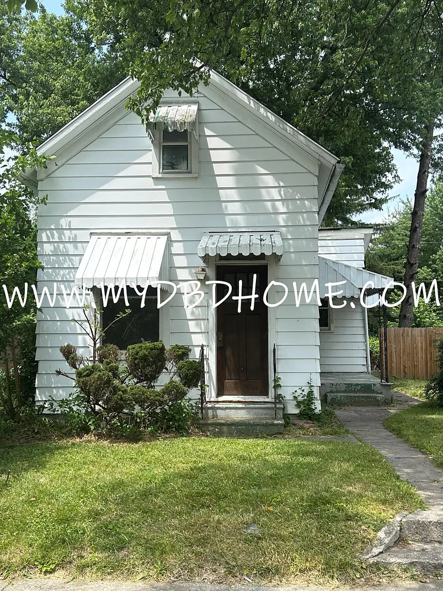 1320 Sinclair St photo 1