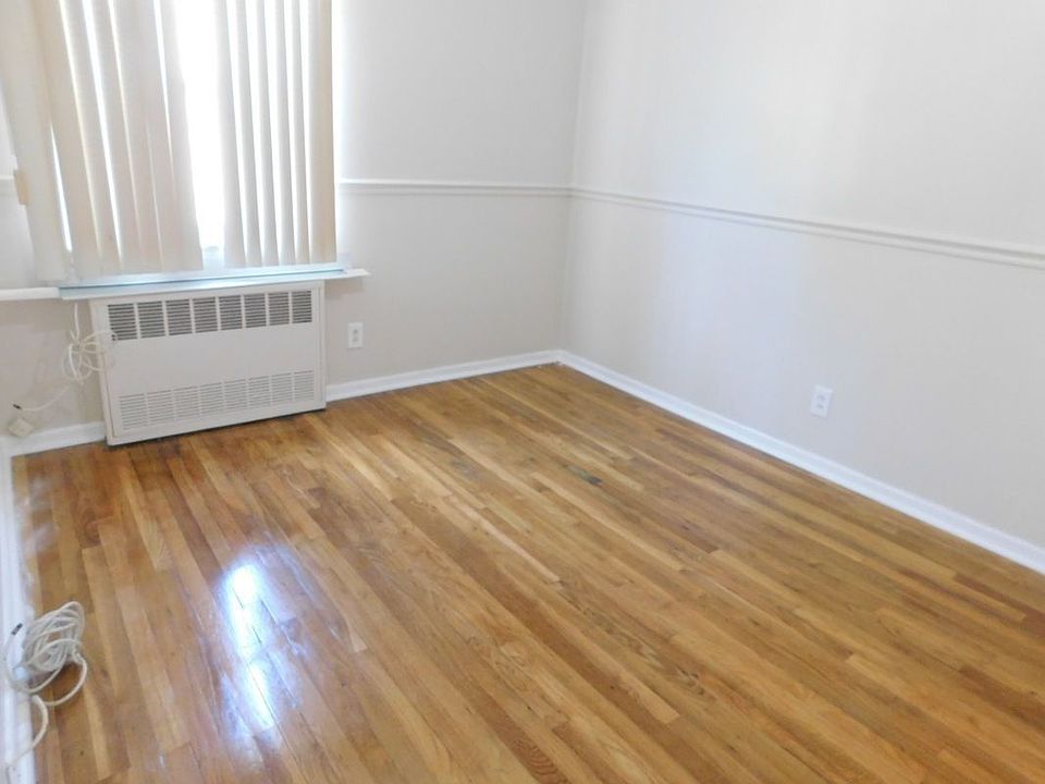 1st image of 93-29 239th St