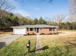 91 Hackett Hollow Ln, Pleasant Shade, TN 37145