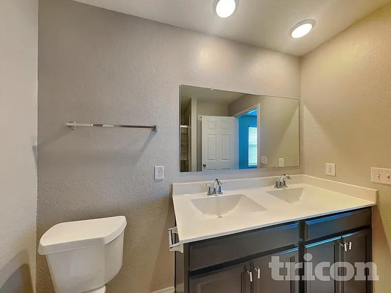 10355 Dunlap — Photo 9