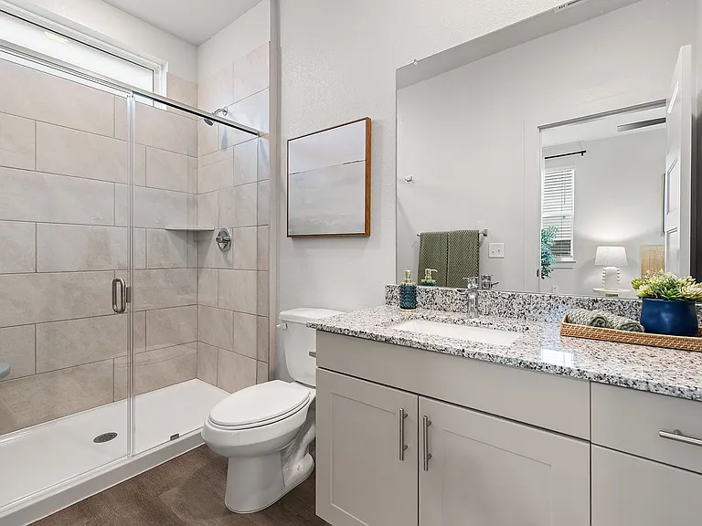 B2 Bathroom B2 Bathroom