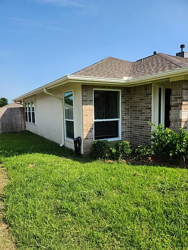 606 Harvest Dr Photo 1