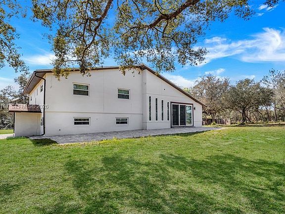 4th image of 40140 Swift Rd