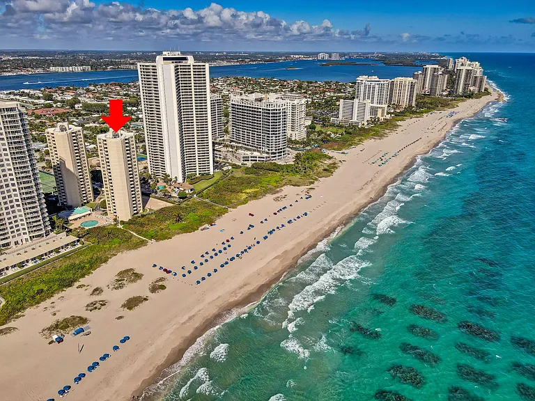2800 N Ocean Dr #A — Photo 32