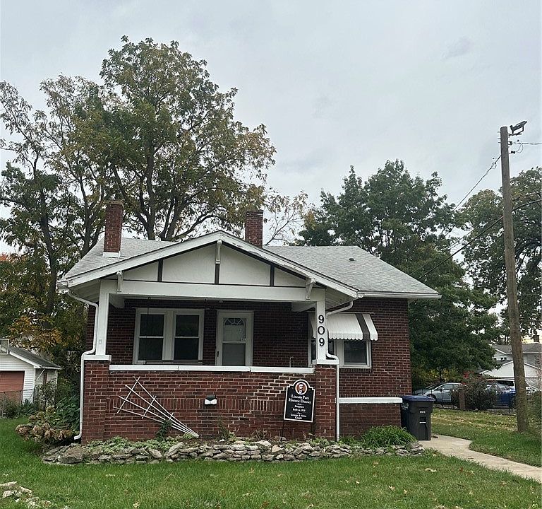 1st image of 909 Sherman St