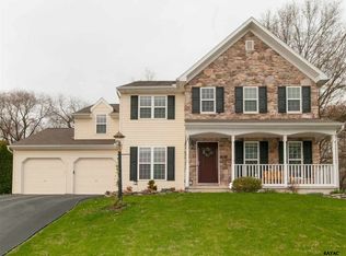 101 Woodland Dr, Jacobus, PA 17407