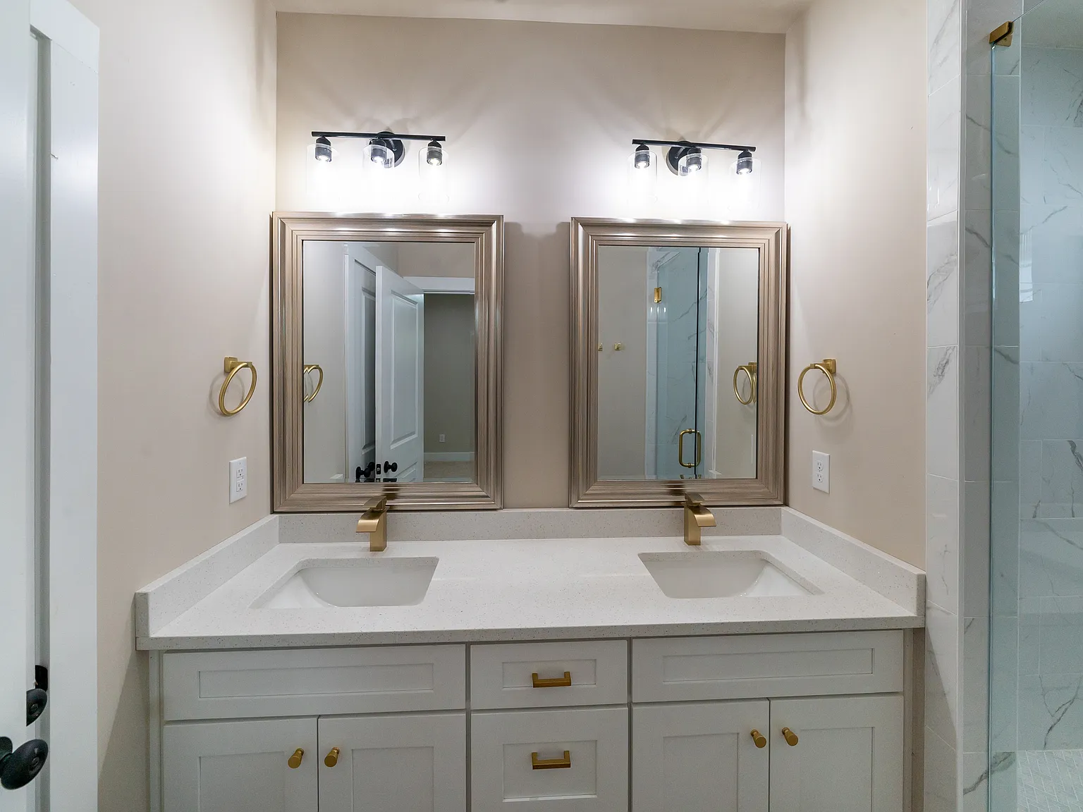 311 Echodale Dr — Photo 3