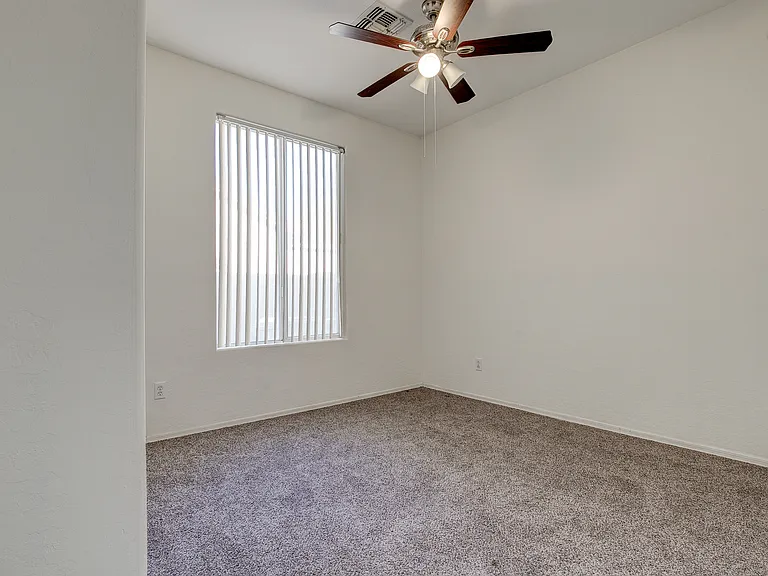 7583 W State Ave — Photo 12