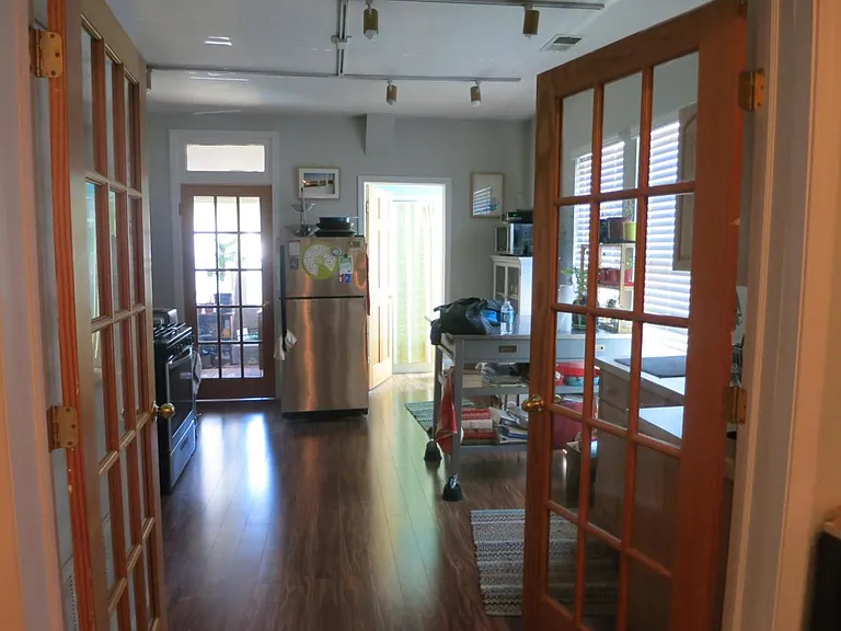 711 N Elizabeth St #2F — Photo 6