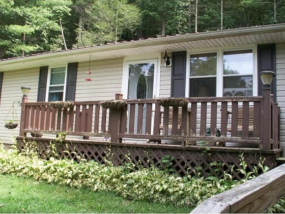 1st image of 430 Chestnut Dr