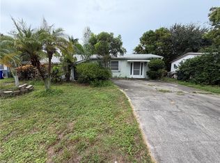 1030 22nd Ave N, Naples, FL 34103