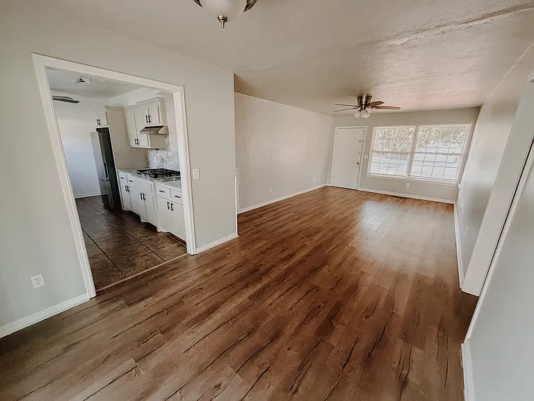 6336 N Hammond Ave — Photo 5