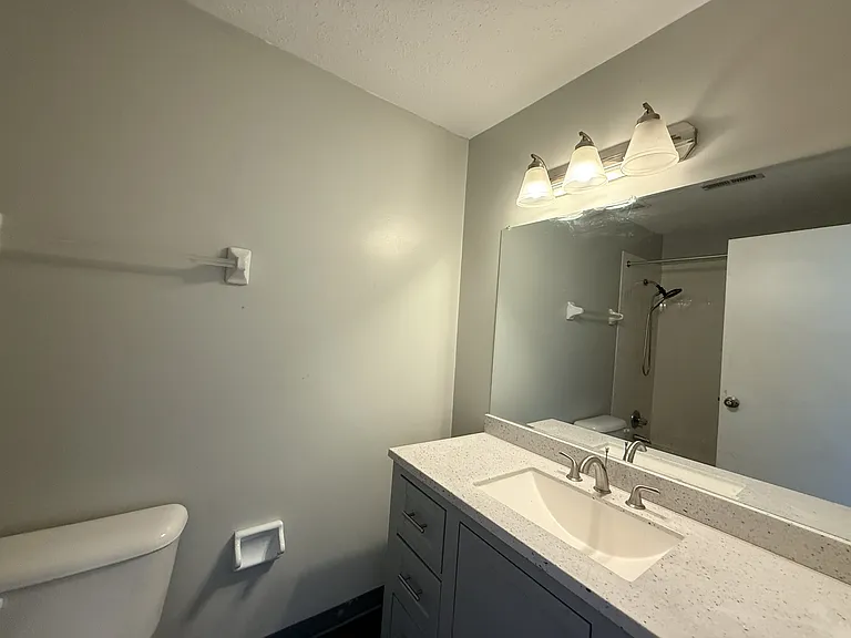 7280 E Galbraith Rd #C — Photo 11