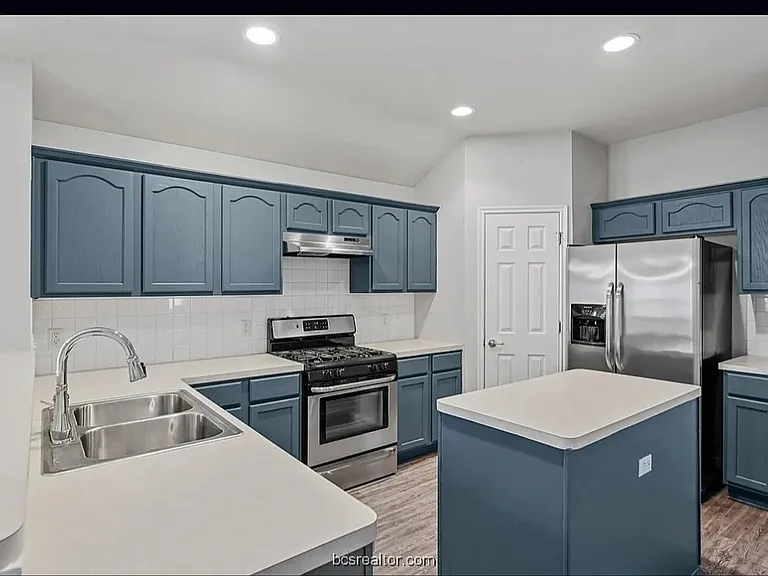 4318 Spring Garden Dr — Photo 15