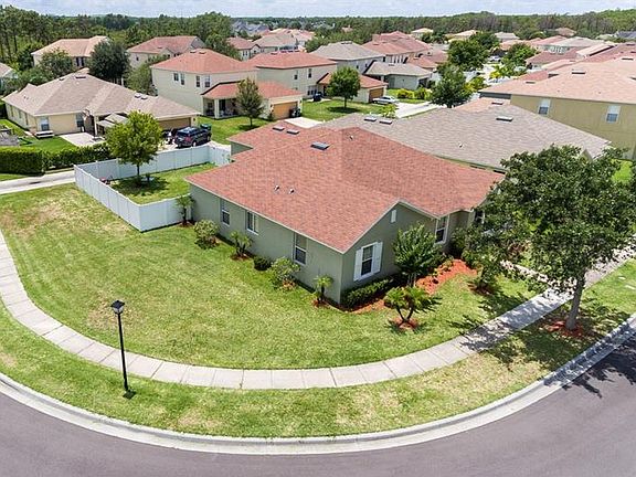 2nd image of 13756 Podocarpus Ln