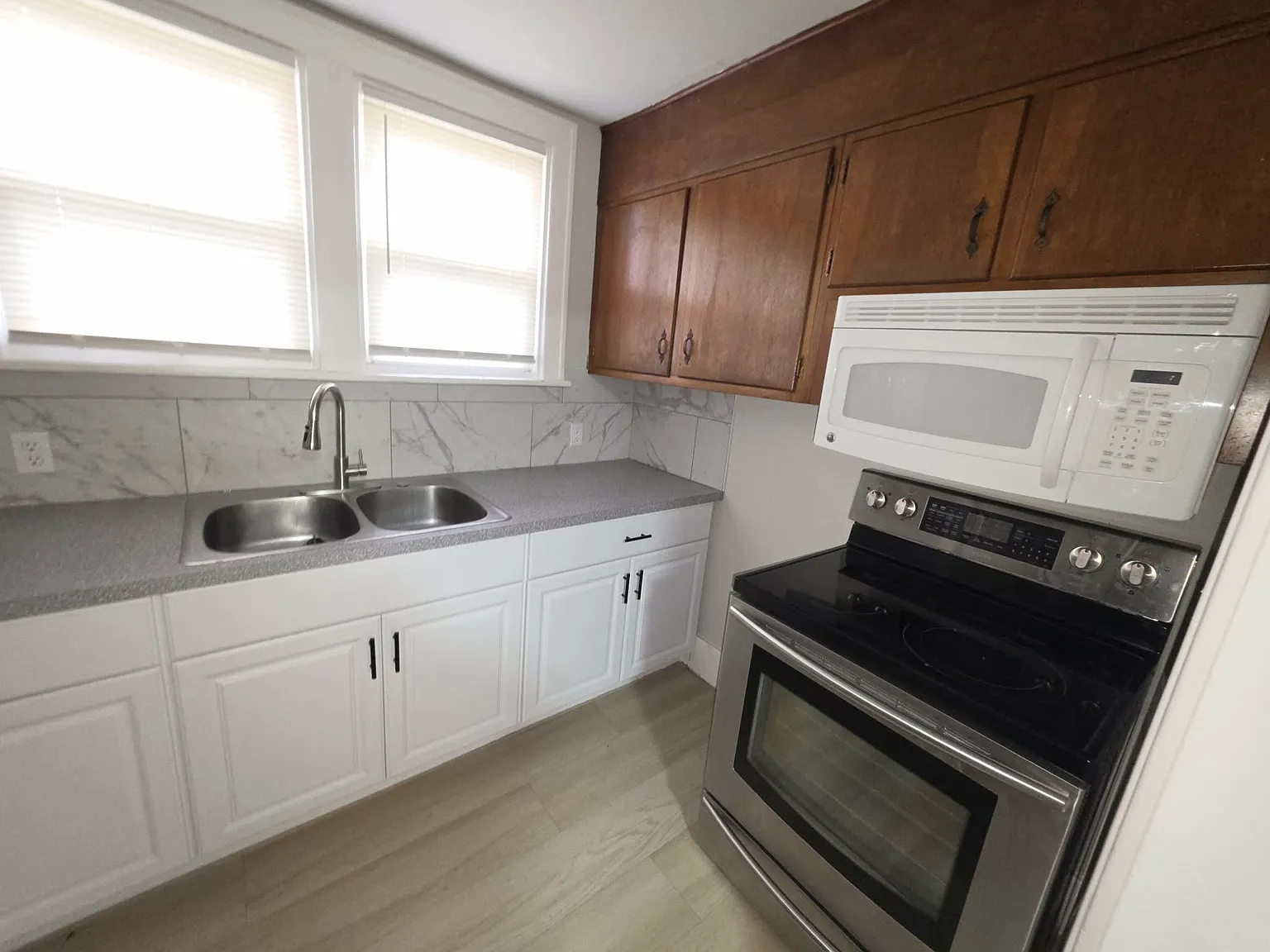 2 bed, 700 sqft, $975 — Photo 4