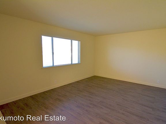 5th image of 6711 Spurlock Way
