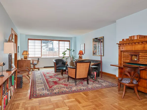 179 East 70th Street 11A image 1 of 14