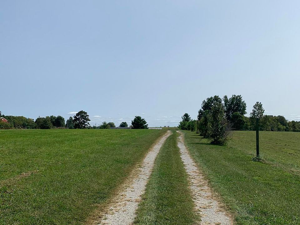 2nd image of 4445 Murrays Run Rd