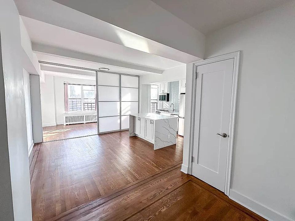 1st image of 200 W 108th St APT 17G