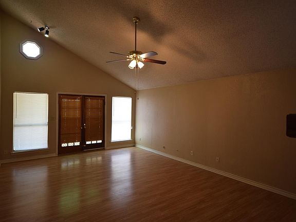 2nd image of 1316 Rosemon Ave