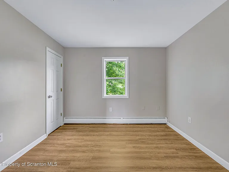 108 E Market St #2 — Photo 10