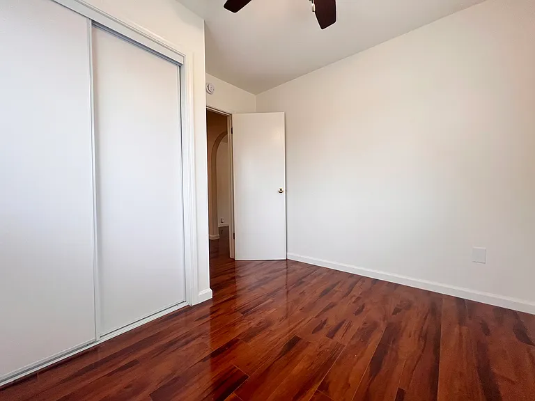 Bedroom (1)