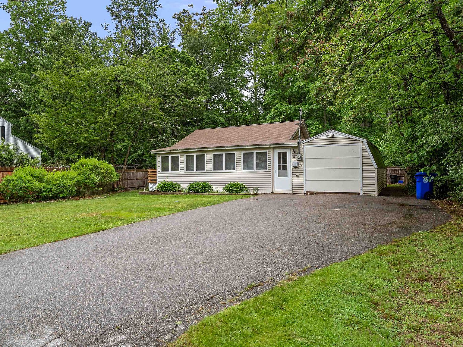 10 Orcutt Drive, Hampstead, NH 03841 Zillow