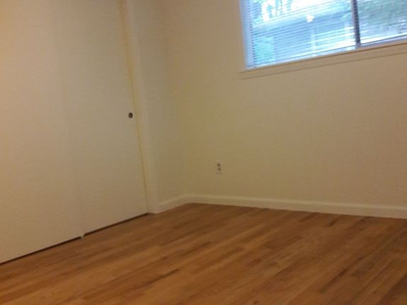 4th image of 24303 111th Avenue SE