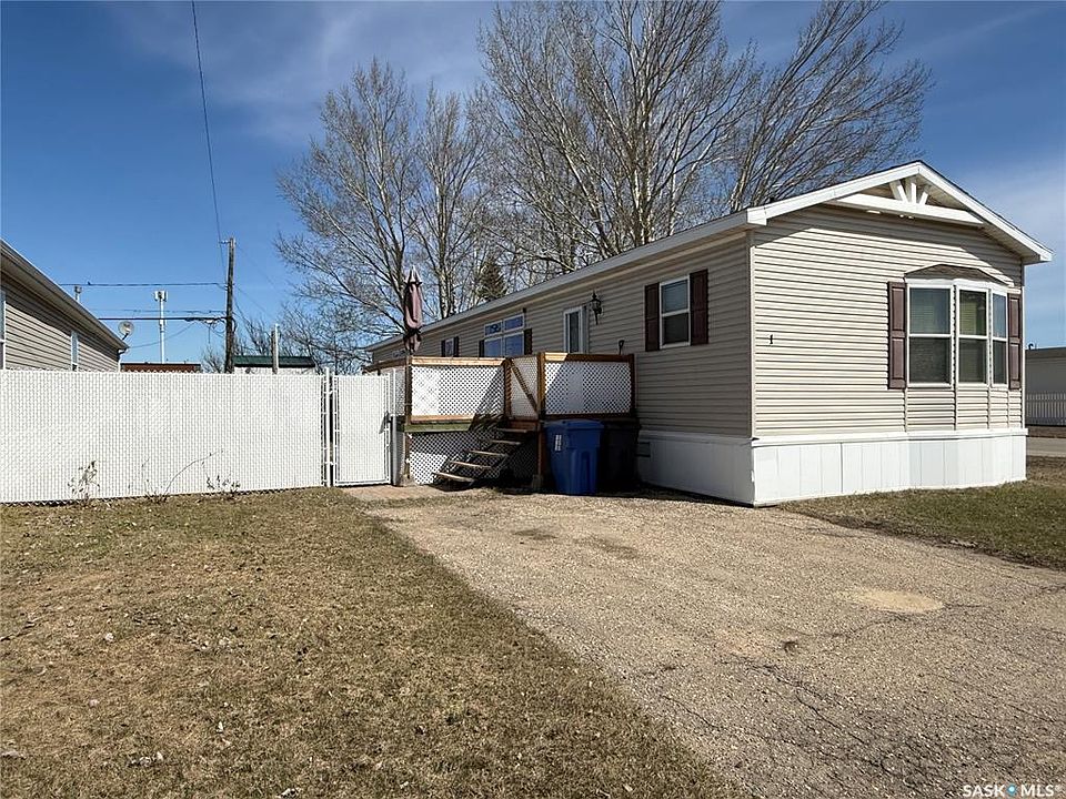 1st image of UNIT 1-555 Dielschneider ROAD