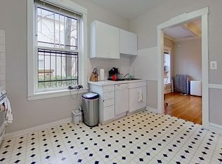2840 N Mildred Ave #1, Chicago, IL 60657