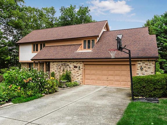 2nd image of 633 Sycamore Mill Dr