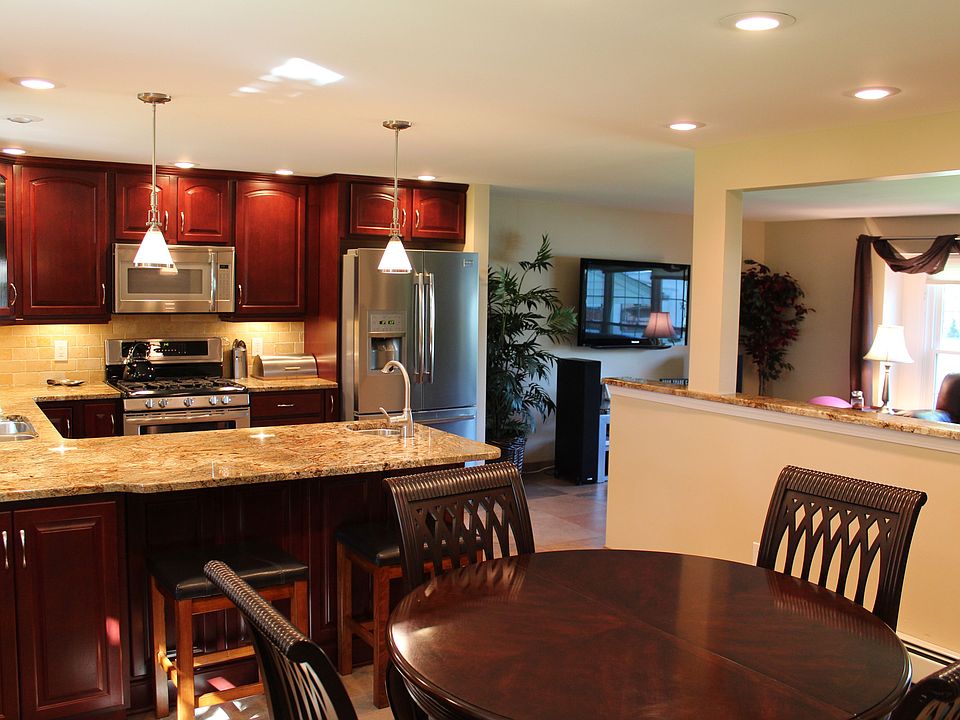 1st image of 4670 Hedgewood Dr