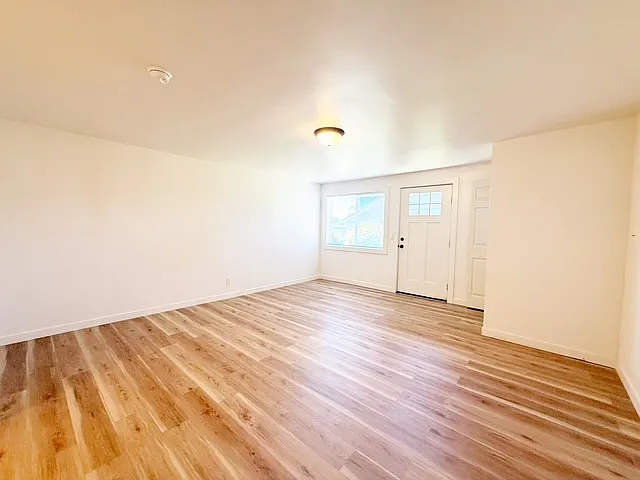 114 Lebo Blvd #11 — Photo 6