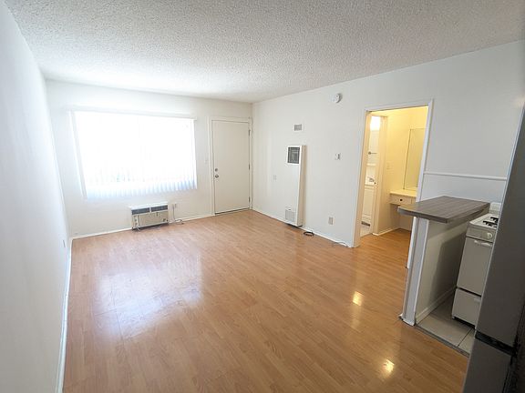 2nd image of 5717 La Mirada Ave APT 3