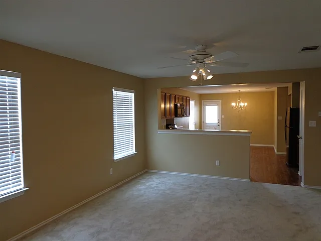 279 Quarter Ave — Photo 5