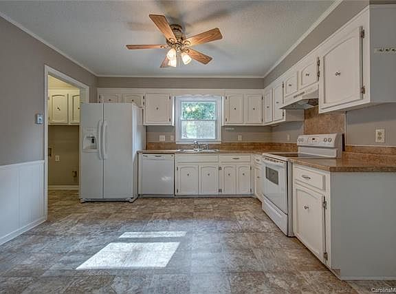 5th image of 1756 Windyrush Ln