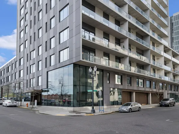 1150 NW Quimby St Unit 608, Portland, OR 97209