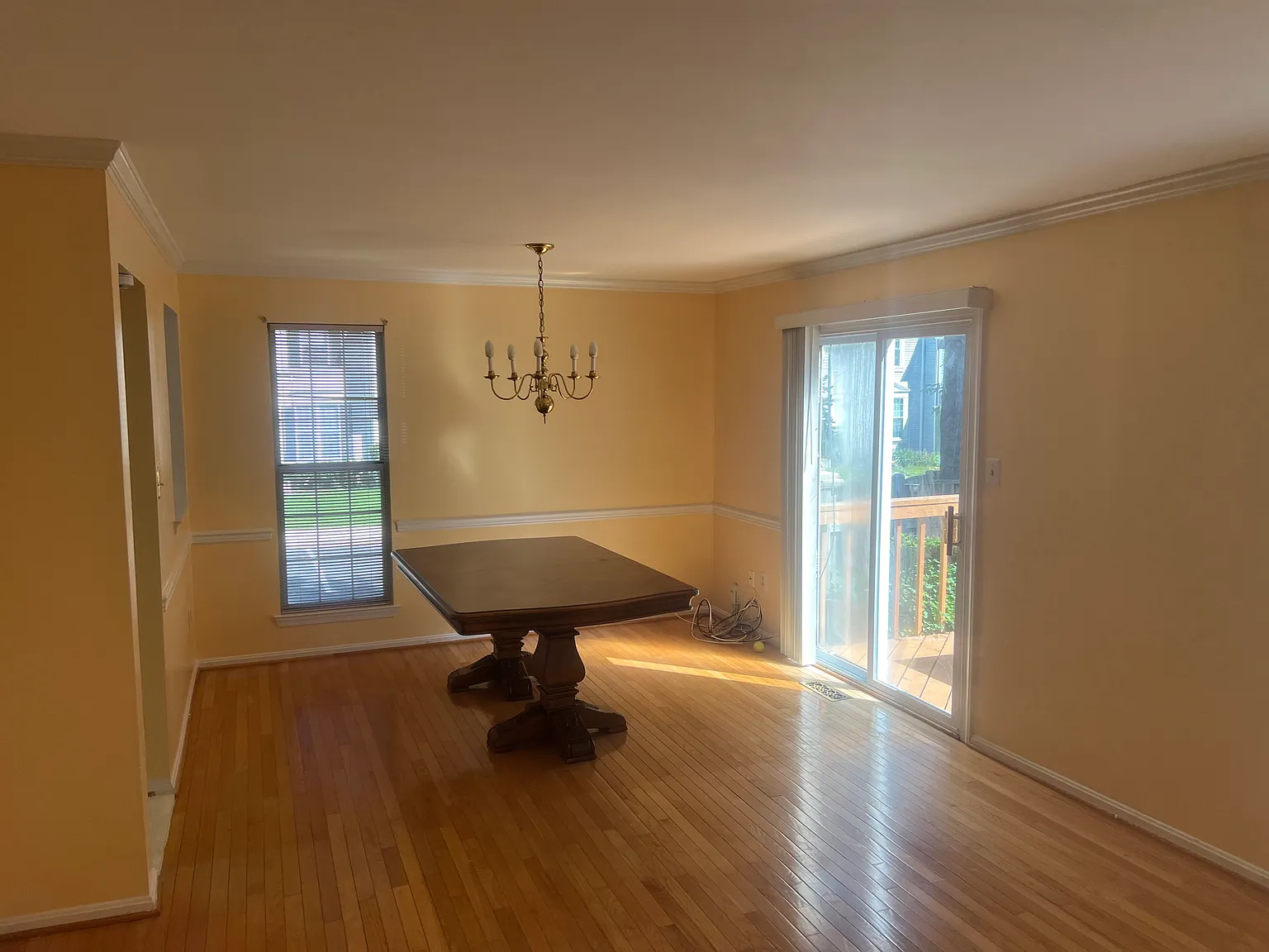 3 bed, 3.5 bath, 1432 sqft, $3,000 — Photo 2