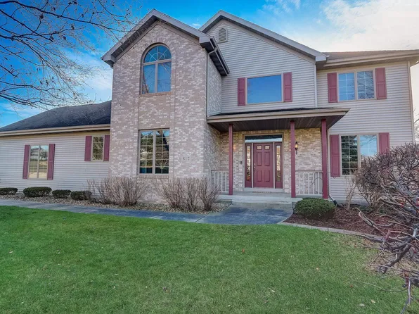 812 Lexington Dr, Waunakee, WI 53597