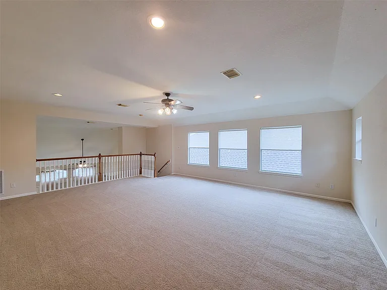 2622 Katie Harbor Dr — Photo 34