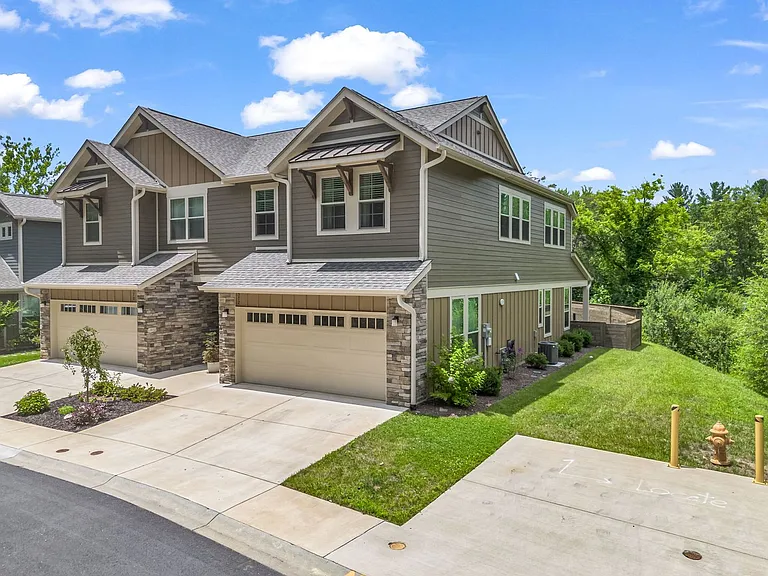 572 Sweet Birch Park Ln — Photo 3